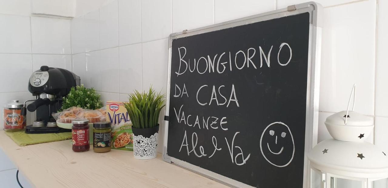 Casa Vacanze Ale&Va 알레지오 외부 사진